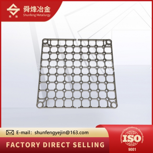 Heat treatment tray